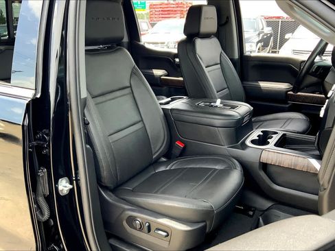 Used 2022 GMC Sierra 1500 Denali w/ Denali Premium Package AWD/4WD image 9