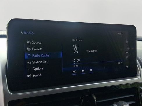 Used 2023 Lexus GX 460 Premium w/ Premium Package image 19