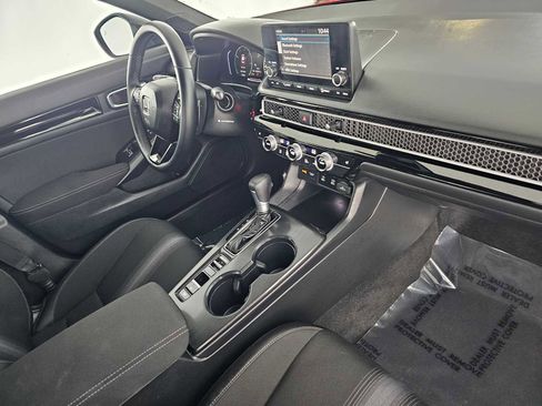Used 2025 Honda Civic Sport image 11