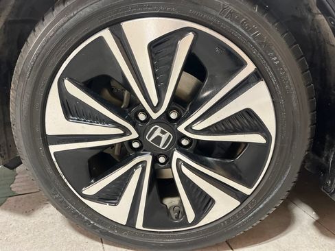 Used 2016 Honda Civic EX-T image 9