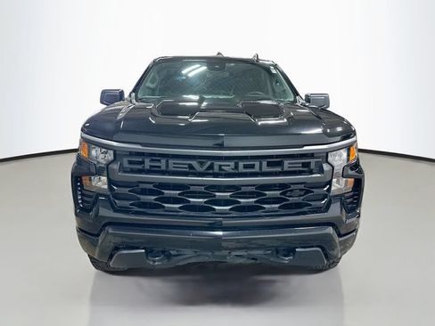 Used 2024 Chevrolet Silverado 1500 Custom Trail Boss w/ Turbomax Blackout Package AWD/4WD image 2
