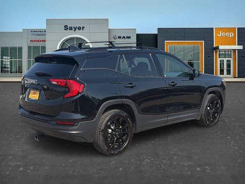 Used 2021 GMC Terrain SLT w/ Elevation Edition AWD/4WD image 7