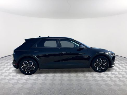 Used 2024 Hyundai Ioniq 5 SEL RWD image 4
