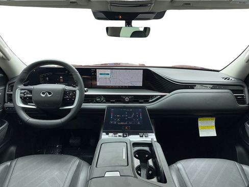 Used 2025 INFINITI QX80 Luxe image 20