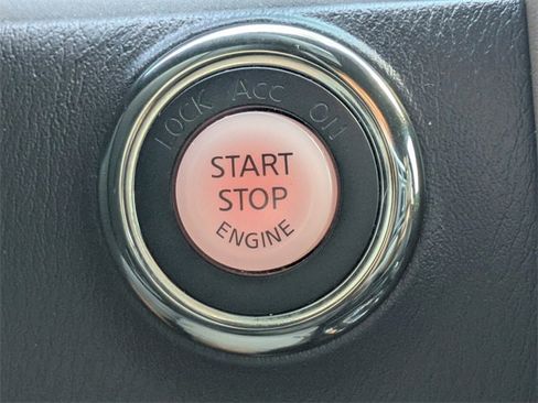 Used 2019 Nissan Armada Platinum w/ Captain's Chairs Package image 25