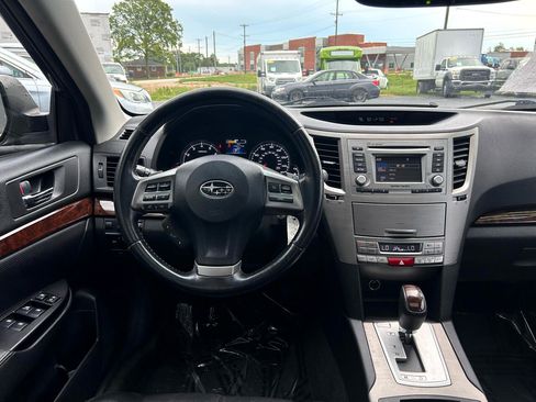 Used 2014 Subaru Legacy 2.5i Limited image 16