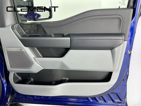 New 2026 Ford F250 XLT w/ XLT Premium Package image 32