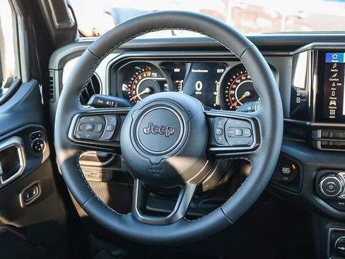New 2026 Jeep Gladiator Sport AWD/4WD image 16