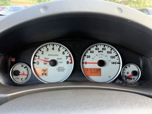 Used 2020 Nissan Frontier PRO-4X w/ Pro-4x Utility Package AWD/4WD image 13