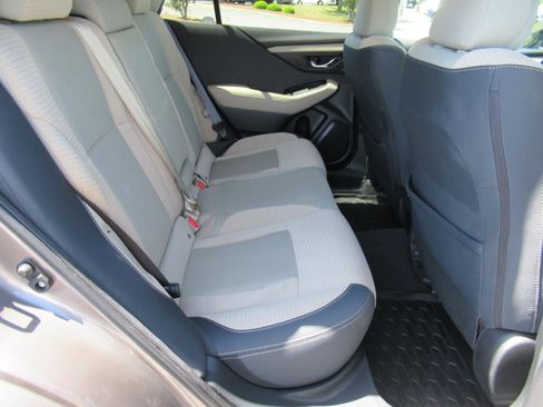 Used 2021 Subaru Outback Premium AWD/4WD image 28