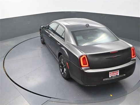 Used 2023 Chrysler 300 S image 23