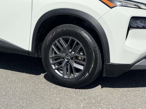 Used 2023 Nissan Rogue S AWD/4WD image 7