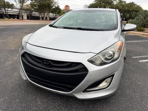Used 2014 Hyundai Elantra GT image 5