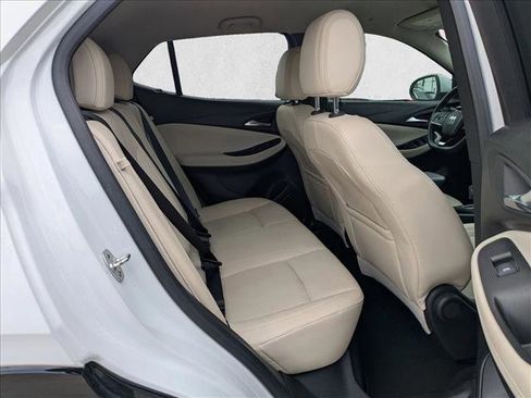 Used 2024 Buick Encore GX Sport Touring image 19