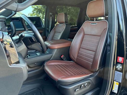 Used 2024 GMC Sierra 2500 Denali Ultimate AWD/4WD image 16