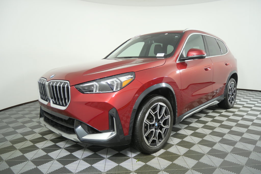 Certified 2026 BMW X1 xDrive28i AWD/4WD image 8