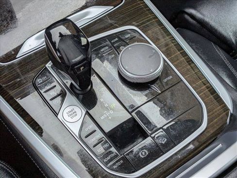 Used 2020 BMW X5 xDrive40i w/ Convenience Package image 12