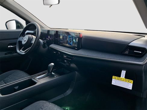 New 2026 Nissan Kicks SV image 28