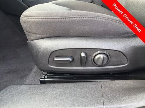 Used 2020 Chevrolet Malibu RS FWD image 30