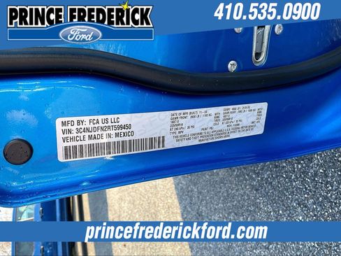 Used 2024 Jeep Compass Latitude w/ Sun and Sound Group image 33