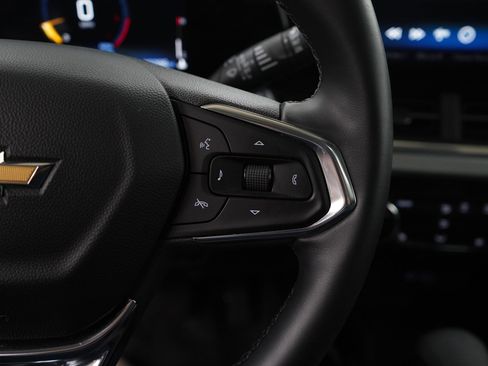 Used 2024 Chevrolet Trax LT w/ Sunroof Package image 18