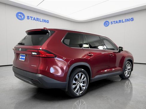 Used 2024 Toyota Grand Highlander XLE image 18