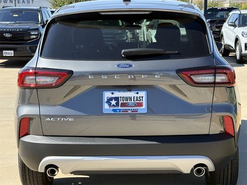 New 2026 Ford Escape Active image 29