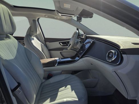 Used 2023 Mercedes-Benz EQS 450+ SUV image 33