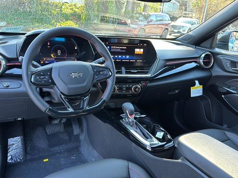 New 2026 Chevrolet Trax RS w/ Driver Confidence Package image 16