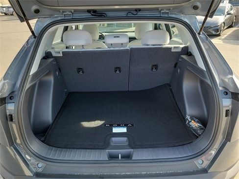 New 2026 Hyundai Kona SE image 22