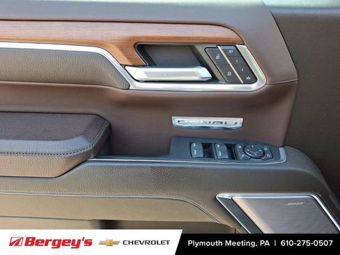 Certified 2023 GMC Sierra 1500 Denali w/ Technology Package AWD/4WD image 13