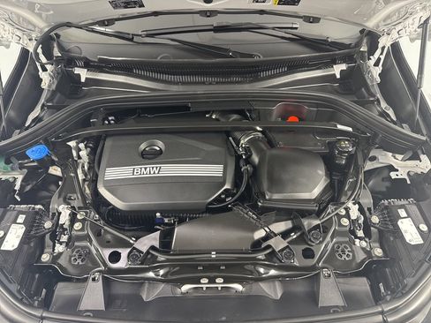 Certified 2025 BMW X1 xDrive28i w/ Technology Package image 17