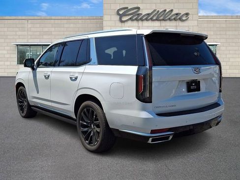 Used 2022 Cadillac Escalade Premium Luxury Platinum w/ Heavy-Duty Trailer Package AWD/4WD image 5