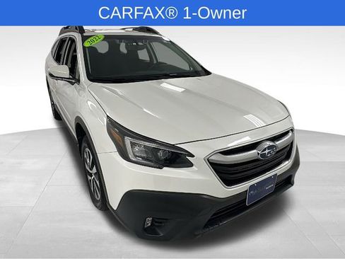 Used 2022 Subaru Outback Premium image 1