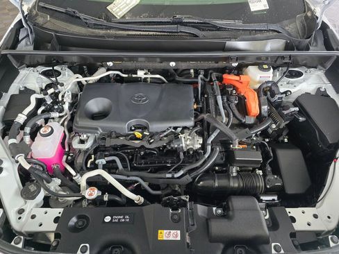 Used 2024 Toyota RAV4 XSE w/ Weather Package image 10