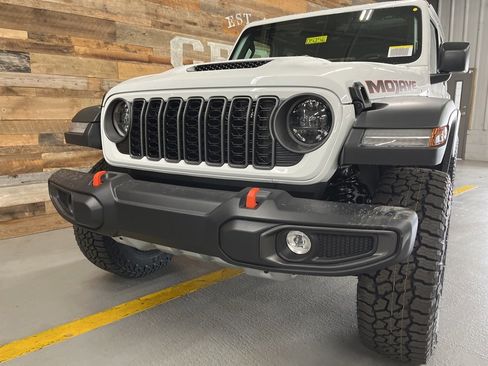 New 2026 Jeep Gladiator Mojave image 14