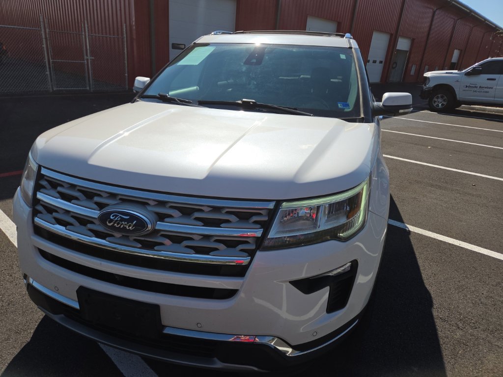 Used 2019 Ford Explorer Limited w/ Ford Safe & Smart Package AWD/4WD image 3