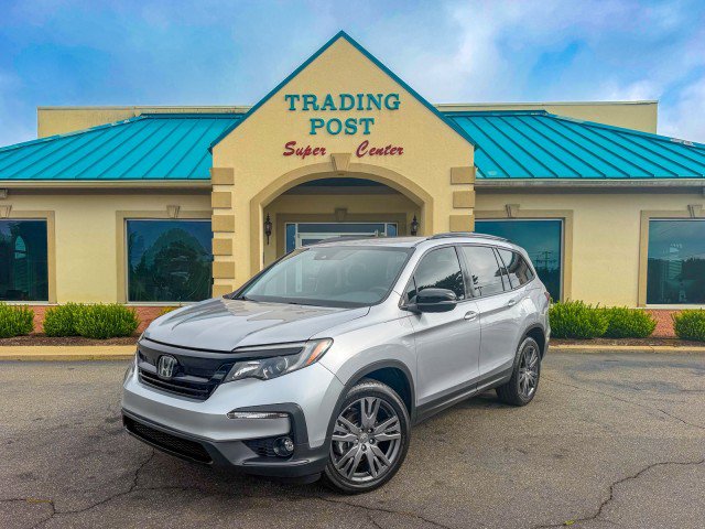 Used 2022 Honda Pilot Sport image 2
