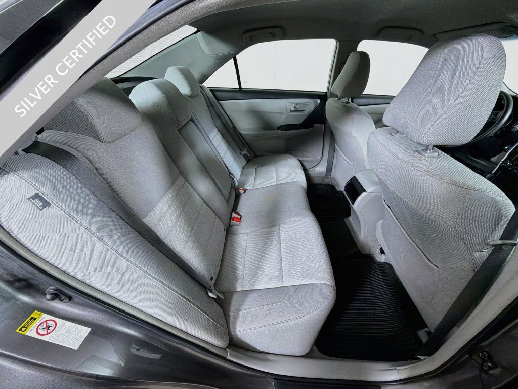 Used 2017 Toyota Camry LE FWD image 23