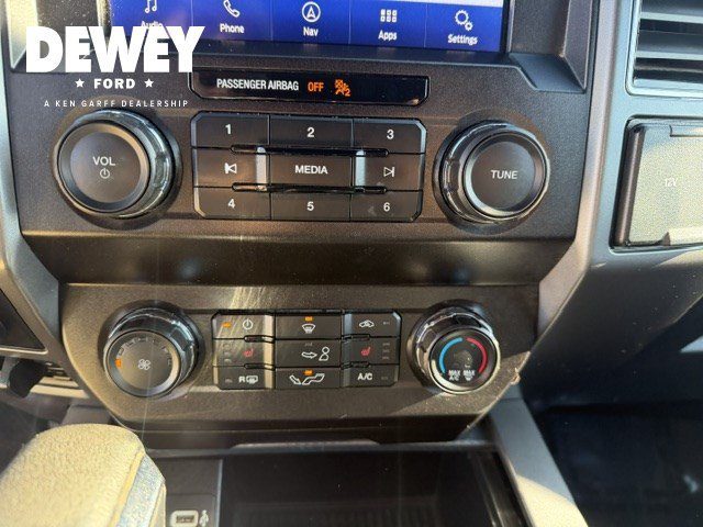 Used 2020 Ford F150 XLT w/ Equipment Group 302A Luxury AWD/4WD image 32