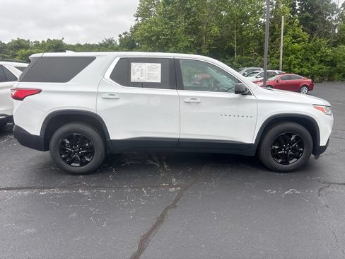 Used 2019 Chevrolet Traverse LS FWD image 6