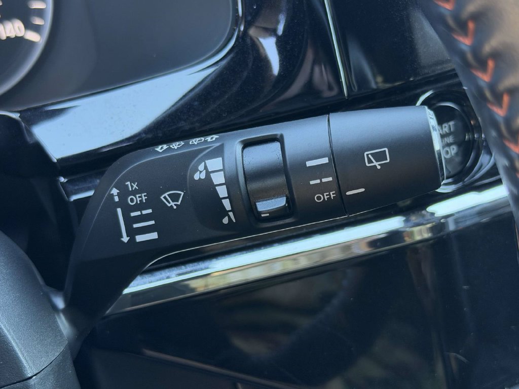 Used 2025 Nissan Pathfinder Rock Creek AWD/4WD image 25
