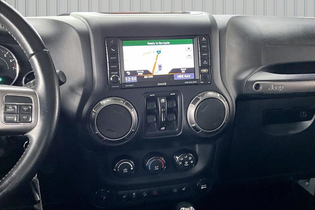 Used 2018 Jeep Wrangler Unlimited Sahara AWD/4WD image 10