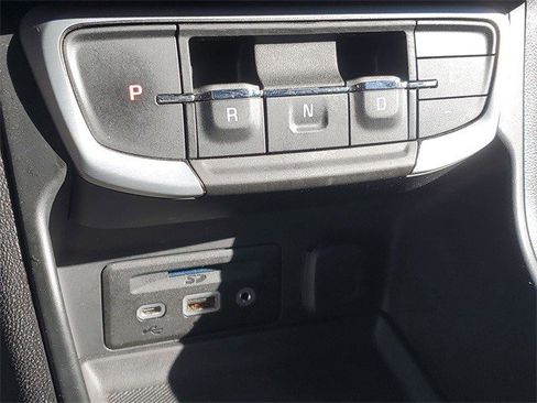 Certified 2022 GMC Terrain SLT w/ Elevation Edition image 27