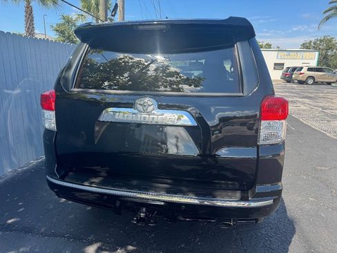 Used 2013 Toyota 4Runner SR5 RWD image 13