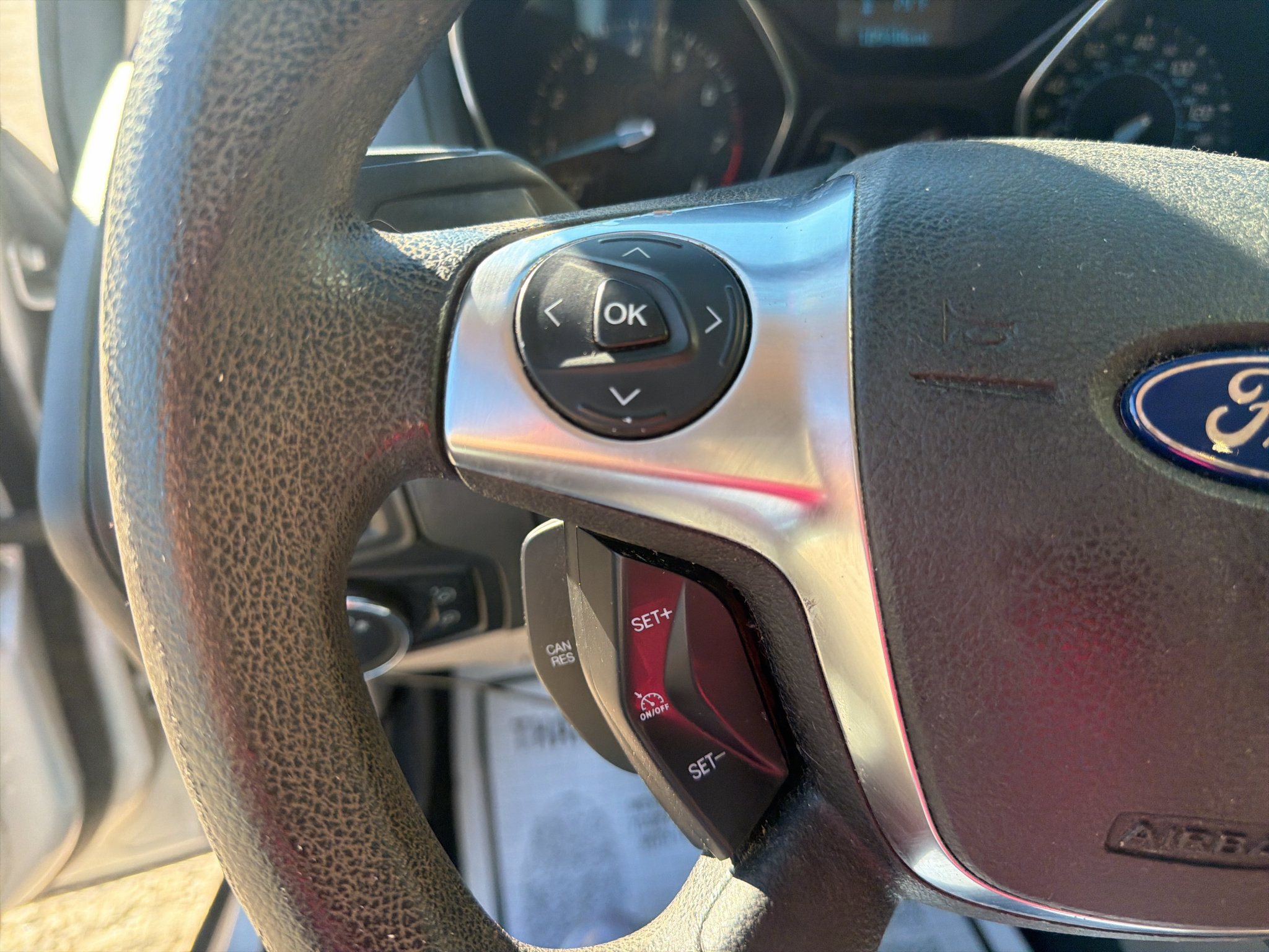 Used 2012 Ford Focus SE FWD image 29