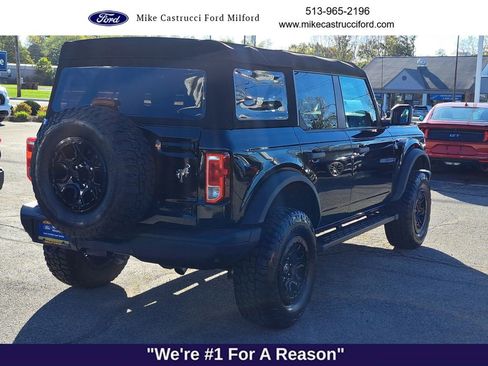 Certified 2024 Ford Bronco Black Diamond image 5