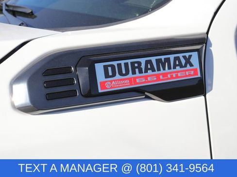 Used 2025 GMC Sierra 3500 AT4 image 13