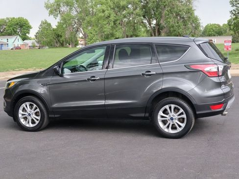 Used 2017 Ford Escape SE AWD/4WD image 8