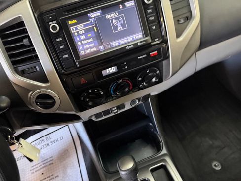 Used 2014 Toyota Tacoma 4x4 Double Cab w/ TRD Sport Package image 24